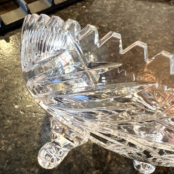 Bohemian Pre-Owned Lead Crystal Diamond Cut Footed Serving Decor Bowl 8.25”Dia - Picture 3 of 10